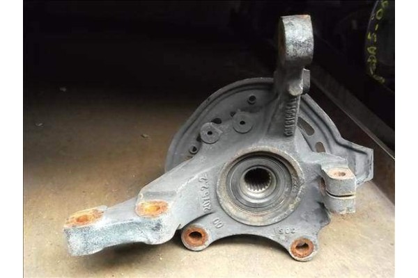 Recambio de mangueta delantero derecha para opel corsa c 1.2 referencia OEM IAM   