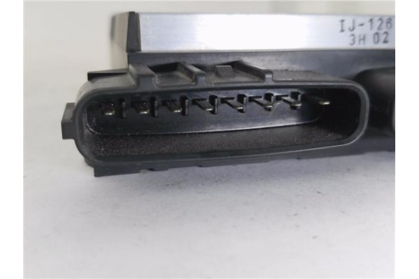 Recambio de centralita para toyota land cruiser (j12) 3.0 d-4d (kdj120) referencia OEM IAM 8987120050 1310001261 