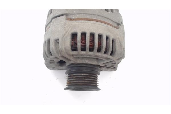 Recambio de alternador para renault clio iii 1.4 16v referencia OEM IAM 8200323137 124425034 