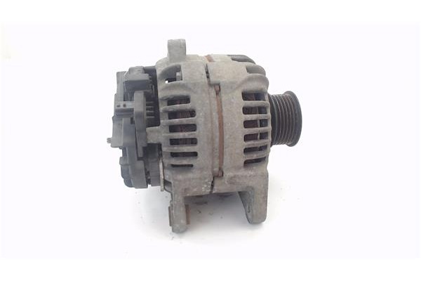 Recambio de alternador para renault clio iii 1.4 16v referencia OEM IAM 8200323137 124425034 