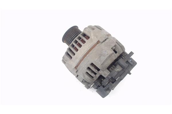 Recambio de alternador para renault clio iii 1.4 16v referencia OEM IAM 8200323137 124425034 