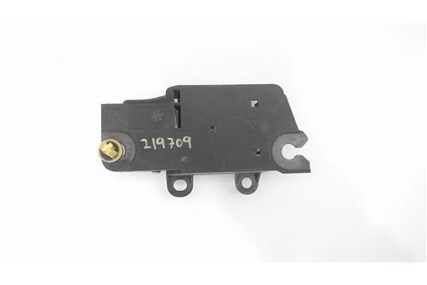 Recambio de manilla int. puerta delantero derecha para ford focus (db3) 1.6 referencia OEM IAM 1470111  