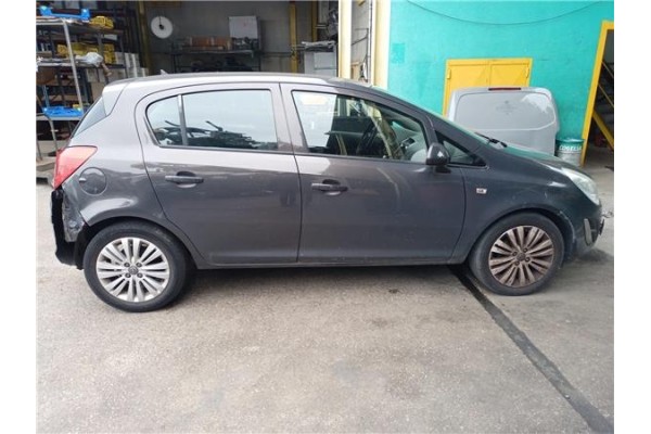 opel corsa d del año 2014
