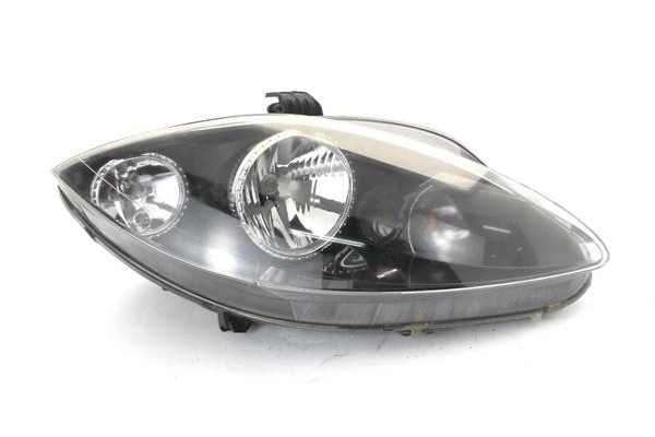 Recambio de faro delantero dcho para seat leon (1p1) 1.9 tdi referencia OEM IAM 084451116R  