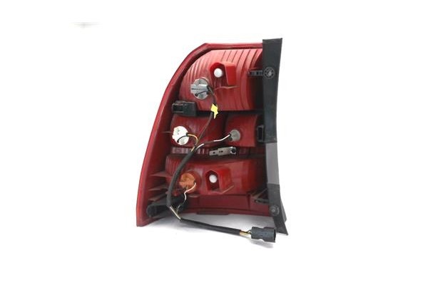 Recambio de piloto trasero derecho para kia sportage (km) 2.0 crdi referencia OEM IAM 924021F010 924021F011 
