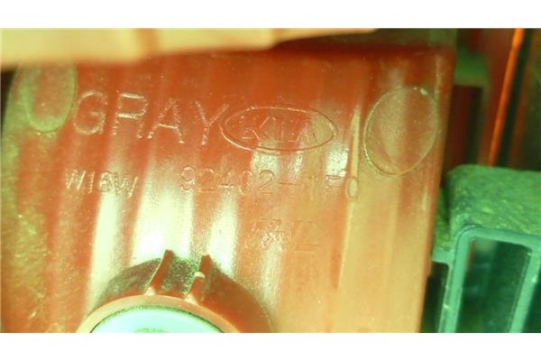 Recambio de piloto trasero derecho para kia sportage (km) 2.0 crdi referencia OEM IAM 924021F010 924021F011 