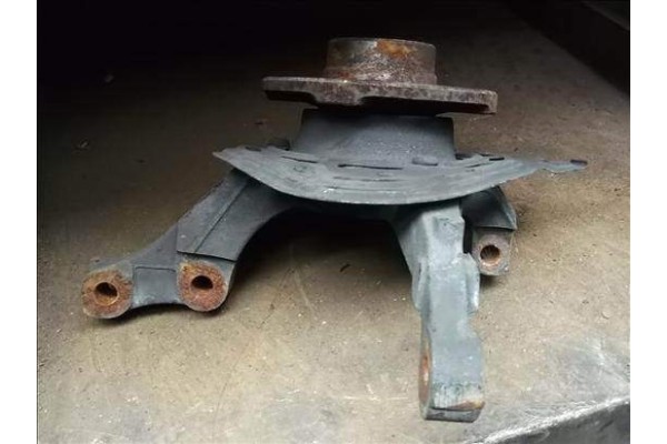Recambio de mangueta delantero derecha para opel corsa c 1.2 referencia OEM IAM   