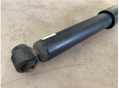 Recambio de amortiguador trasero derecho para kia rio (ub) 1.2 basic referencia OEM IAM 553001W001  