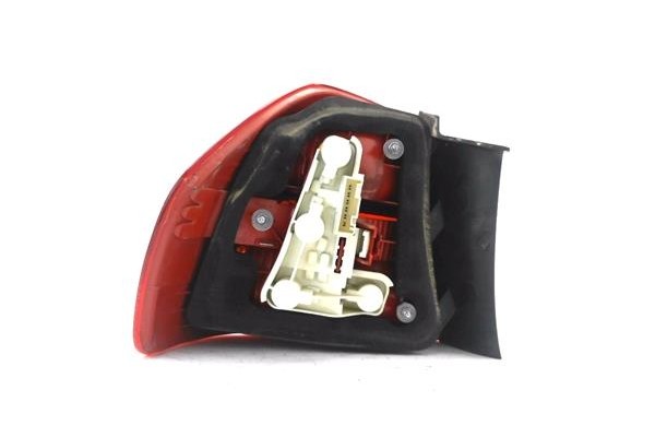 Recambio de piloto trasero derecho para bmw serie 3 berlina (e90) 3.0 330d referencia OEM IAM 63216937458  
