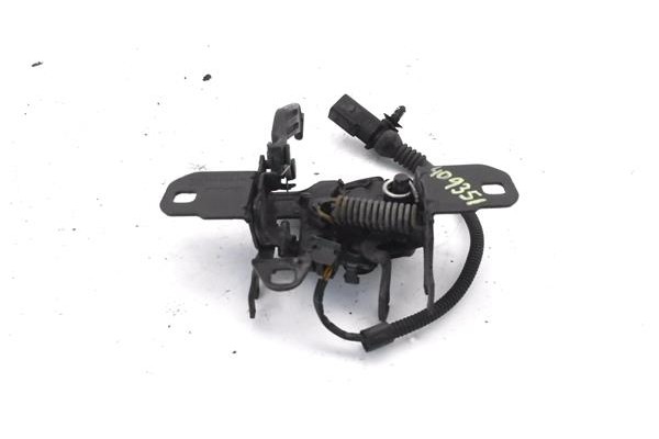 Recambio de cerradura capo para seat toledo (1m2) 1.6 referencia OEM IAM 1M0823503J 1M0823503K 