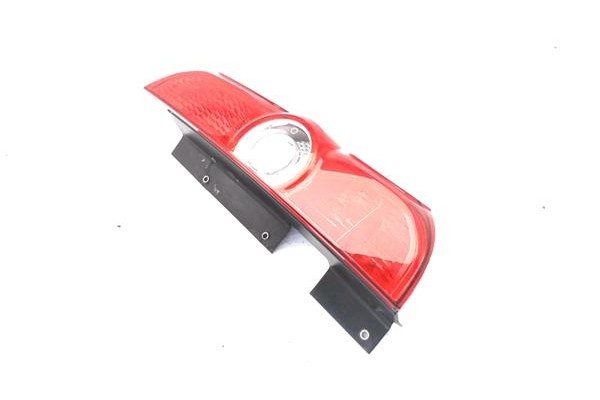 Recambio de piloto trasero derecho para opel combo d 1.3 cargo l1h1 2,2t referencia OEM IAM 95513785  