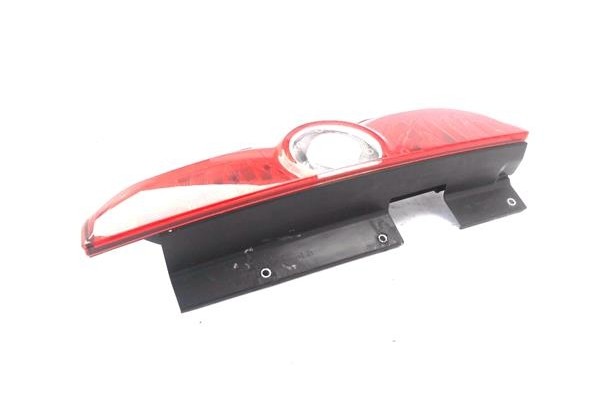 Recambio de piloto trasero derecho para opel combo d 1.3 cargo l1h1 2,2t referencia OEM IAM 95513785  