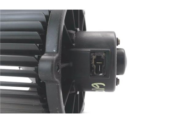 Recambio de motor calefaccion para kia sportage (km) 2.0 crdi referencia OEM IAM 971132E200 9,71E+305 