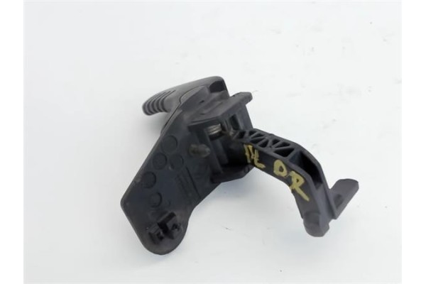 Recambio de maneta exterior delantero derecha para renault twingo i (c06) 1.2 (c066/67/68) referencia OEM IAM 7700822425 9108930