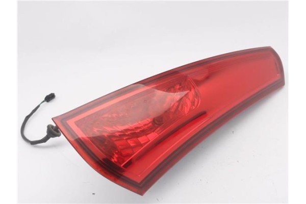 Recambio de piloto superior trasero derecho para kia ceed sportswagon (ed) 2.0 emotion referencia OEM IAM 924041H3  