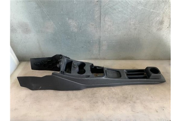 Recambio de consola para volkswagen polo v (6c1) 1.2 advance bmt referencia OEM IAM 6R0863243F82V  