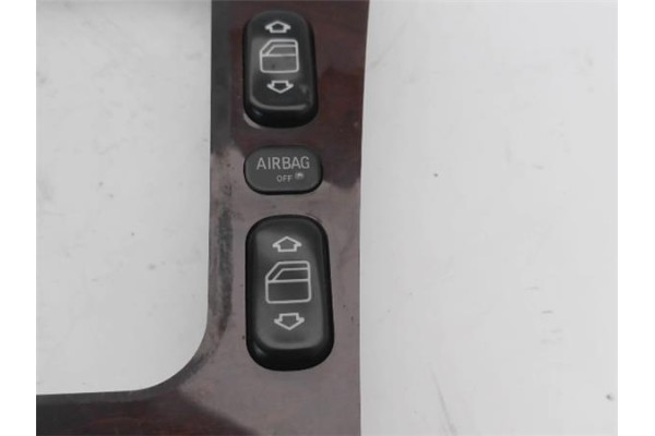 Recambio de embellecedor consola central para mercedes-benz clase e (bm 210) berlina 2.7 270 cdi (210.016) referencia OEM IAM A2