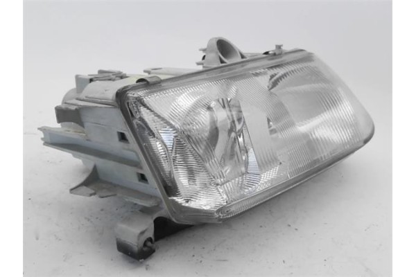 Recambio de faro delantero dcho para alfa romeo 146 1.9 td referencia OEM IAM 60587937 60581894 