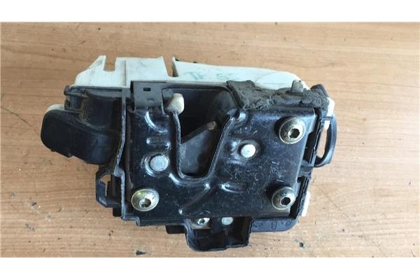 Recambio de cierre electromagnetico trasero izquierdo para seat ibiza (6k1) 1.4 stella referencia OEM IAM   