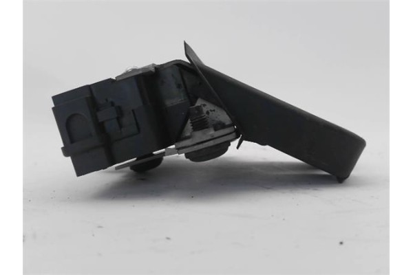Recambio de cerradura porton para ford galaxy (ca1) 2.0 tdci referencia OEM IAM 1570448 8M51R442A66AC 