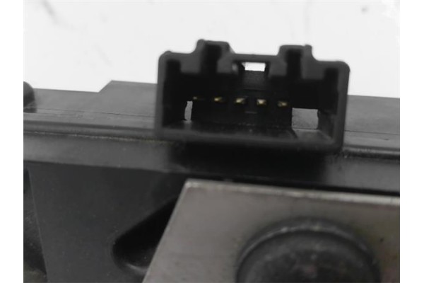Recambio de cerradura porton para ford galaxy (ca1) 2.0 tdci referencia OEM IAM 1570448 8M51R442A66AC 