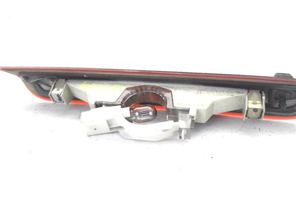 Recambio de luz central de freno para ford galaxy (ca1) 2.0 tdci referencia OEM IAM 6M2113A601  