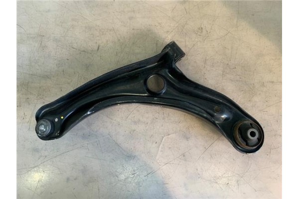 Recambio de brazo suspension delantero derecho para honda jazz (gk) 1.3 comfort referencia OEM IAM 7447870  