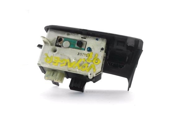 Recambio de conmutador luces para chrysler voyager gs referencia OEM IAM P04685532  