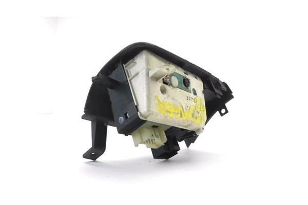 Recambio de conmutador luces para chrysler voyager gs referencia OEM IAM P04685532  