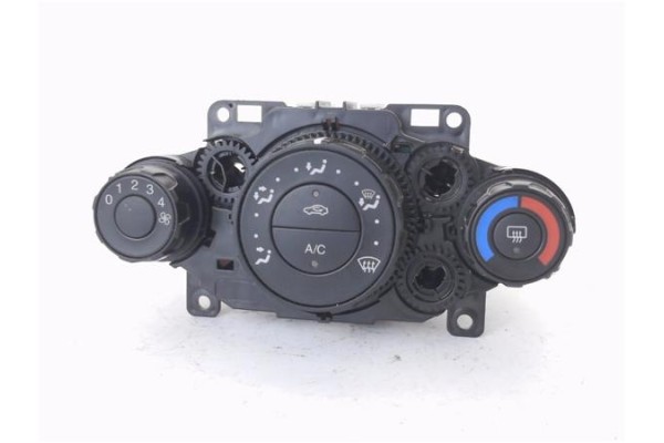Recambio de mandos calefaccion / a.a. para ford fiesta (cb1) 1.6 ambiente referencia OEM IAM 8A6119980AE  