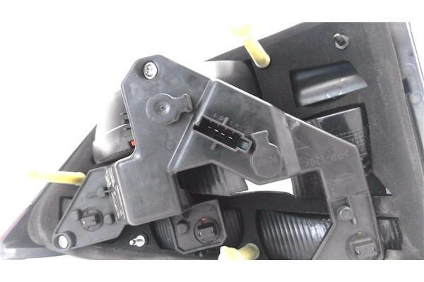 Recambio de piloto porton trasero derecho para ford galaxy (ca1) 2.0 tdci referencia OEM IAM 6M2113A602EB 2TZ00923402 