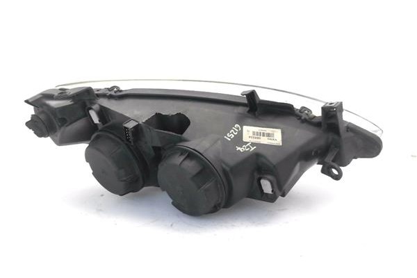 Recambio de faro delantero dcho para renault clio iii 1.6 16v referencia OEM IAM 8200261612  