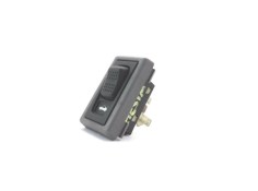 Recambio de pulsador porton para ford fiesta berl./express 1.1 fashion referencia OEM IAM 84FG19B514AB 5327E 