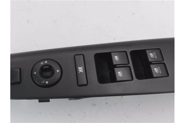 Recambio de mando elevalunas delantero izquierdo para kia ceed sportswagon (ed) 2.0 emotion referencia OEM IAM 823511H020  