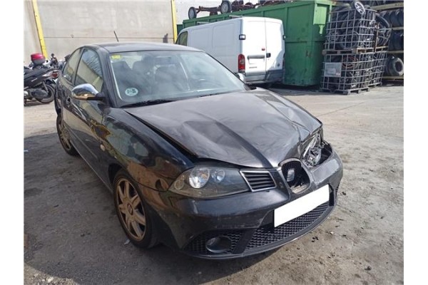 seat ibiza (6l1) del año 2004