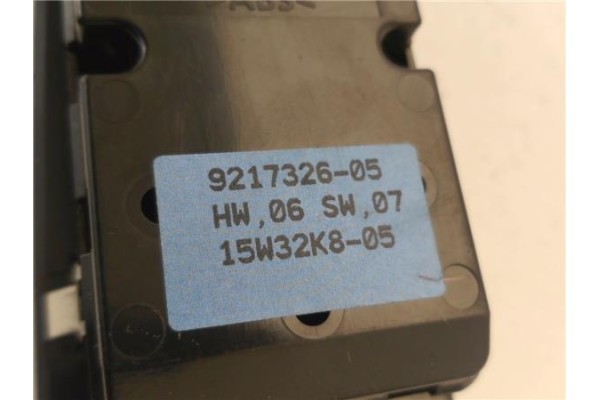 Recambio de mando elevalunas delantero izquierdo para bmw serie 3 berlina (e90) 3.0 330d referencia OEM IAM 921732605  