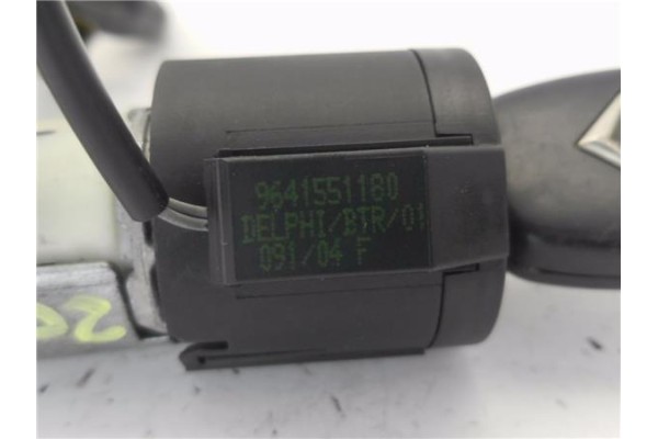 Recambio de llave para citroen xsara picasso 1.6 hdi referencia OEM IAM 9641551180  