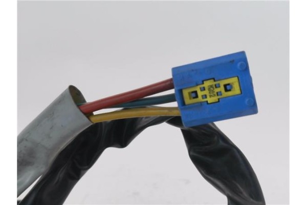 Recambio de llave para citroen xsara picasso 1.6 hdi referencia OEM IAM 9641551180  