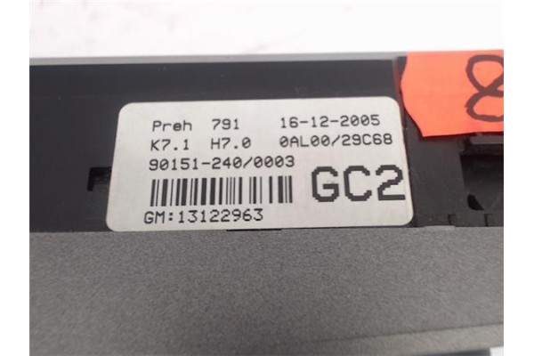 Recambio de mandos climatizador para opel astra h berlina referencia OEM IAM (13122963) (90151-240) (GC2) 