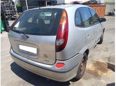 nissan almera tino (v10m) del año 2002