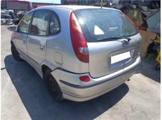 nissan almera tino (v10m) del año 2002