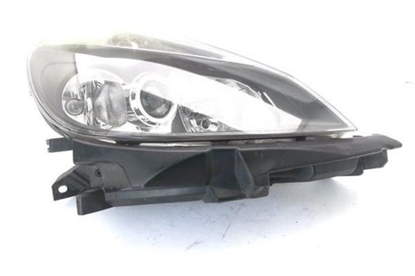 Recambio de faro delantero dcho para renault clio iii 1.6 16v referencia OEM IAM 8200261612  