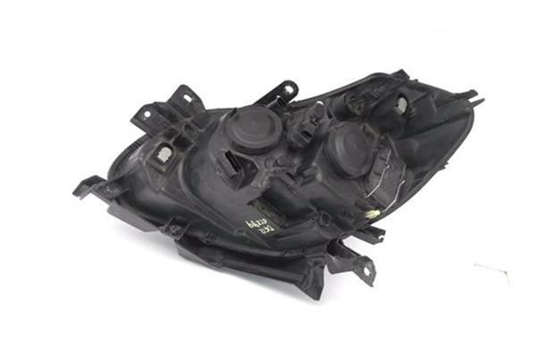 Recambio de faro delantero dcho para renault clio iii 1.6 16v referencia OEM IAM 8200261612  