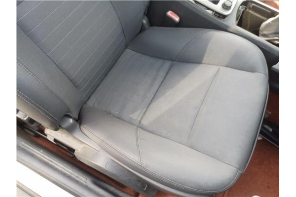 Recambio de juego asientos para volvo c30 1.6 d referencia OEM IAM   