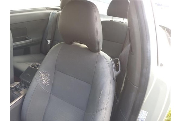 Recambio de juego asientos para volvo c30 1.6 d referencia OEM IAM   
