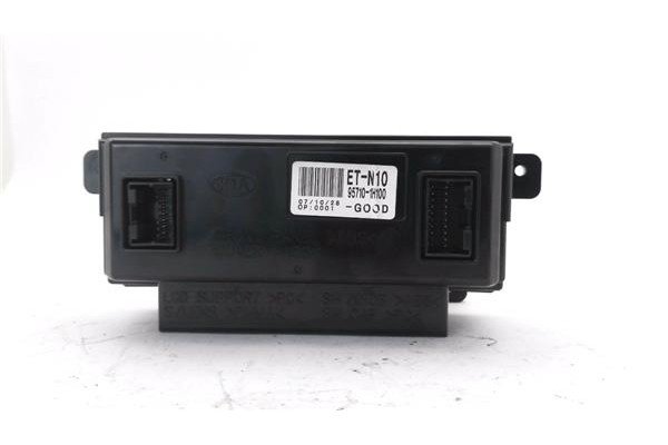 Recambio de display para kia ceed sportswagon (ed) 2.0 emotion referencia OEM IAM 957101H100  