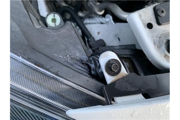 Recambio de faro delantero dcho para opel astra j berlina 5p 1.6 selective referencia OEM IAM 13365290  