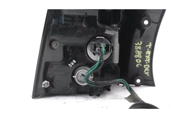 Recambio de piloto trasero derecho para mitsubishi outlander (cw0) 2.0 di-d intense referencia OEM IAM 22087813 A045053 