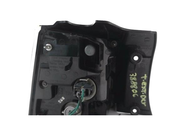 Recambio de piloto trasero derecho para mitsubishi outlander (cw0) 2.0 di-d intense referencia OEM IAM 22087813 A045053 