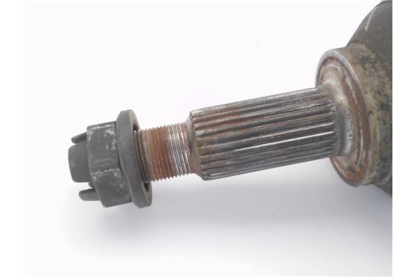 Recambio de palier delantero izquierdo para nissan primastar furgón (x83) dci 100 referencia OEM IAM 8200334338  